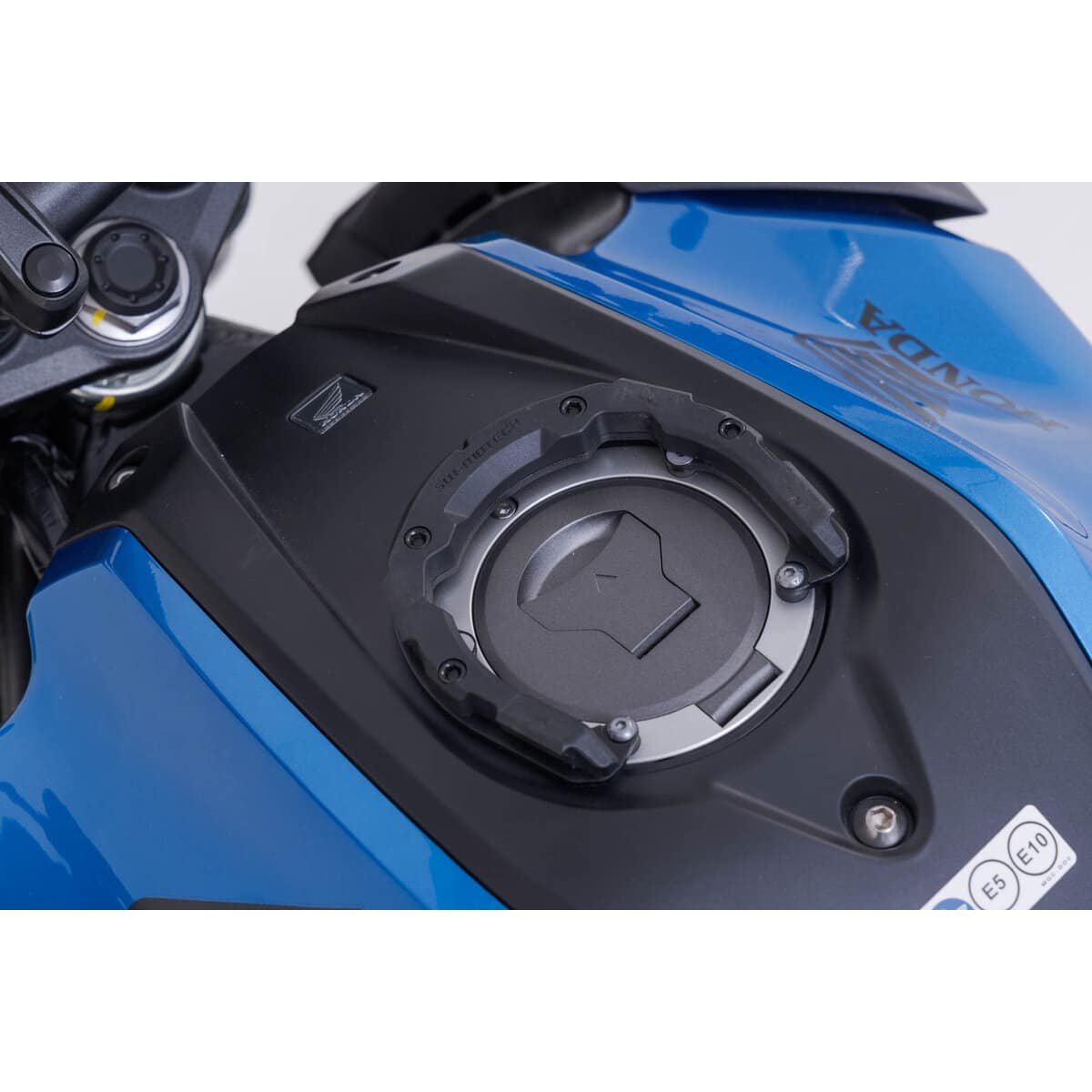 SW-MOTECH Tankring QUICK-LOCK PRO TRT.00.787.33700/B für CB 125 R 24- - Motorradzubehör - Motorradgepäck
